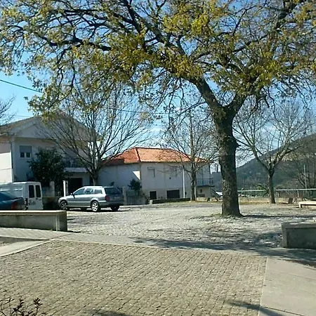 Hotel De 3*